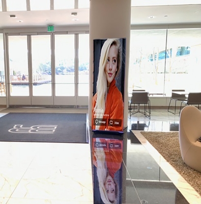 Indoor P2.5 LED Poster Display Seamless Splicing Smart Control High-definition Popular